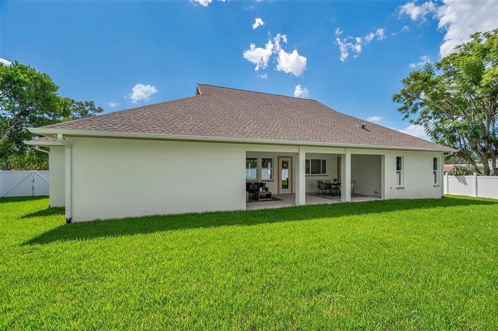 For Sale: $1,400,000 (4 beds, 3 baths, 2406 Square Feet)