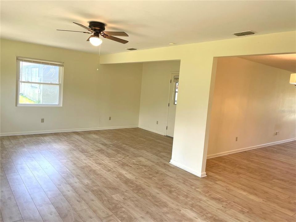 For Rent: $1,750 (3 beds, 2 baths, 1767 Square Feet)