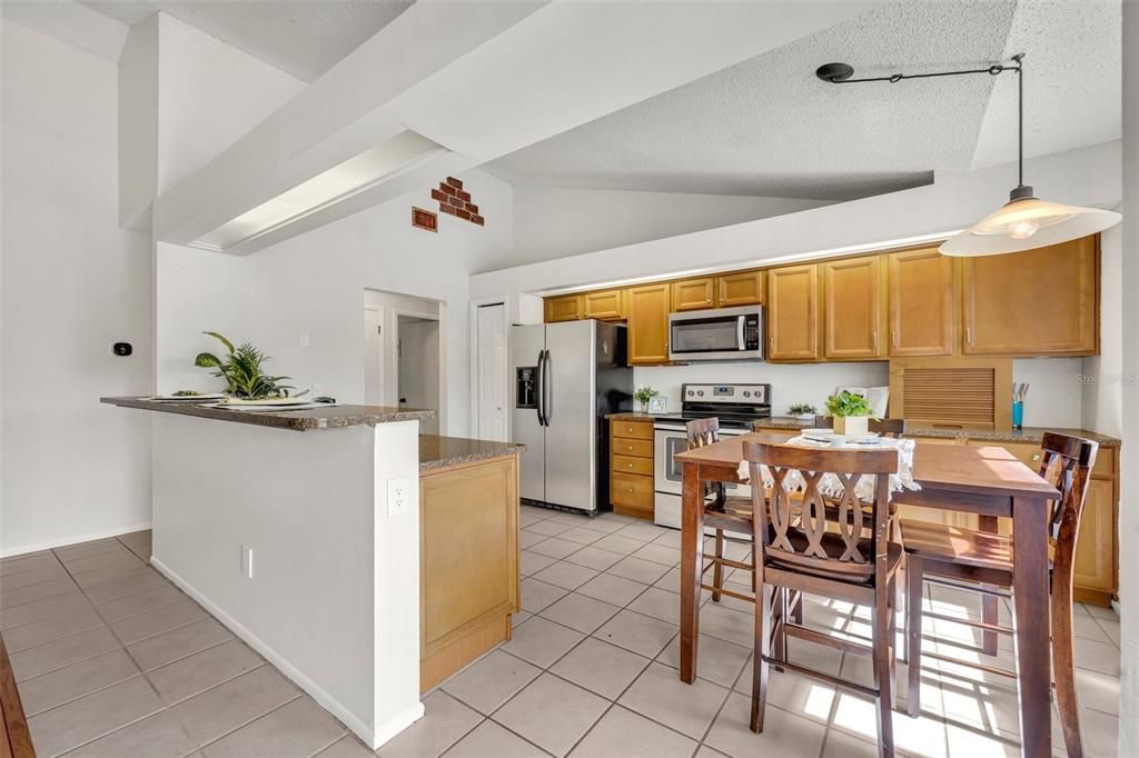 For Sale: $549,000 (4 beds, 2 baths, 2082 Square Feet)