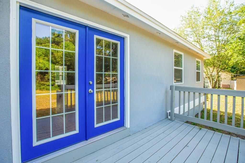 Rear Patio w/ Deck