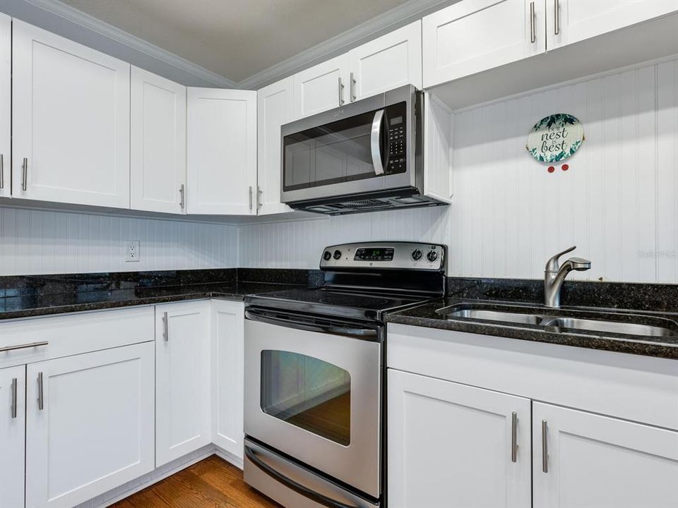 Active With Contract: $450,000 (3 beds, 2 baths, 1791 Square Feet)