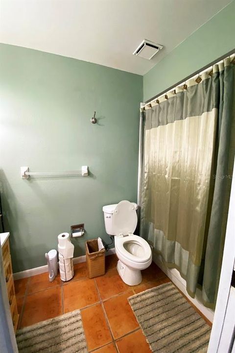 For Sale: $429,000 (2 beds, 2 baths, 1615 Square Feet)