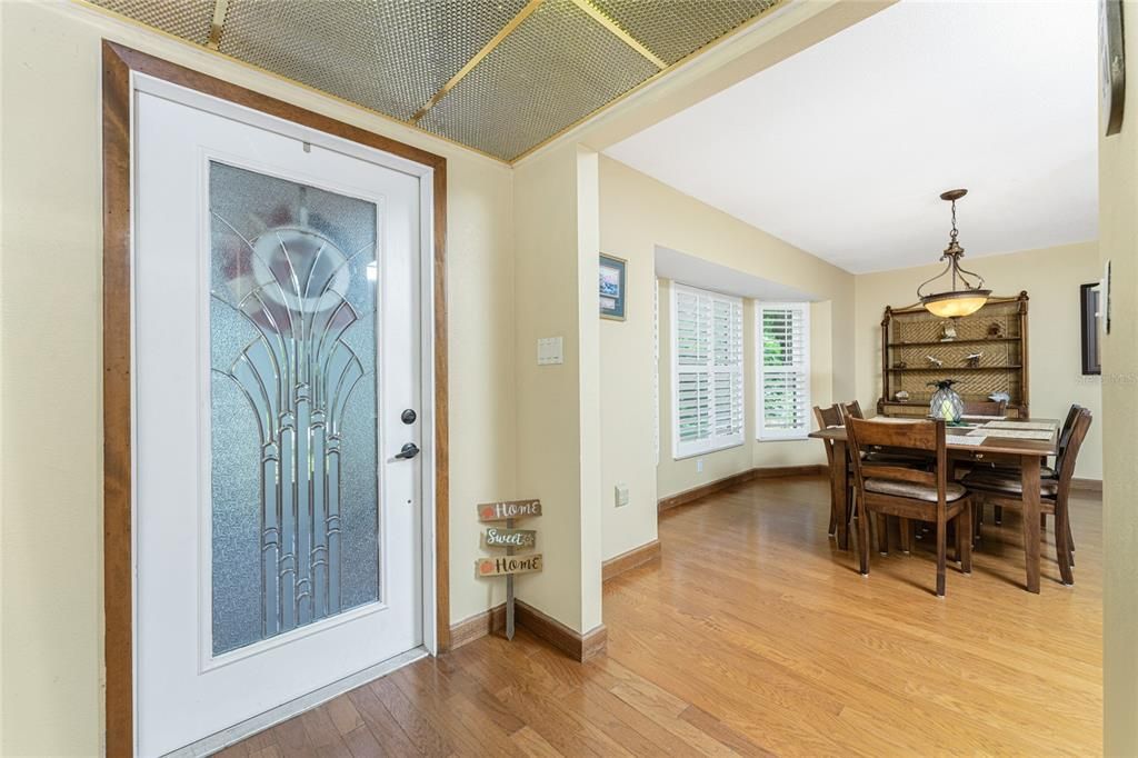 Entrance into dining room