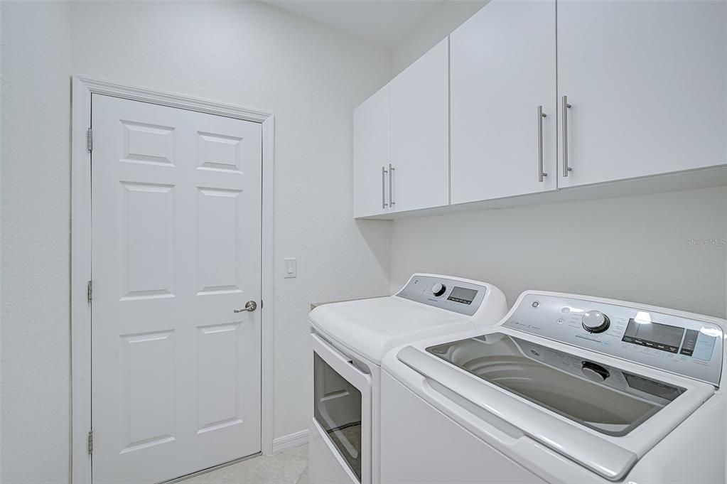 For Sale: $425,000 (2 beds, 2 baths, 1545 Square Feet)