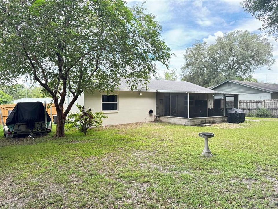 For Sale: $279,900 (3 beds, 2 baths, 1297 Square Feet)