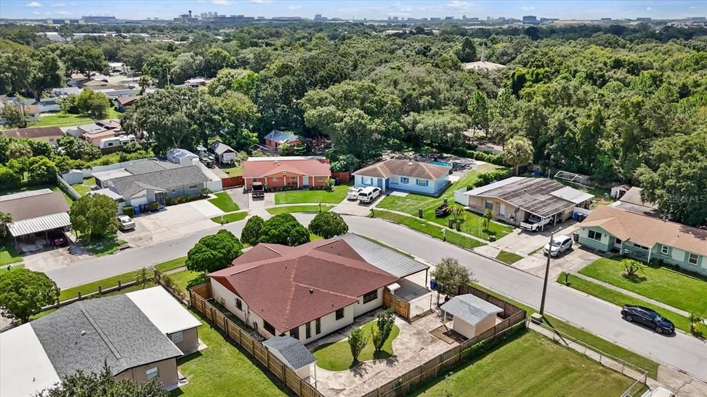 Active With Contract: $499,000 (5 beds, 2 baths, 2026 Square Feet)