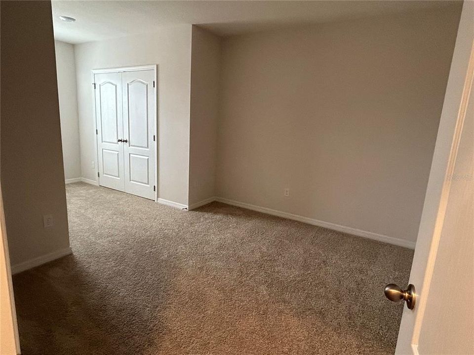 For Rent: $2,300 (3 beds, 2 baths, 1673 Square Feet)