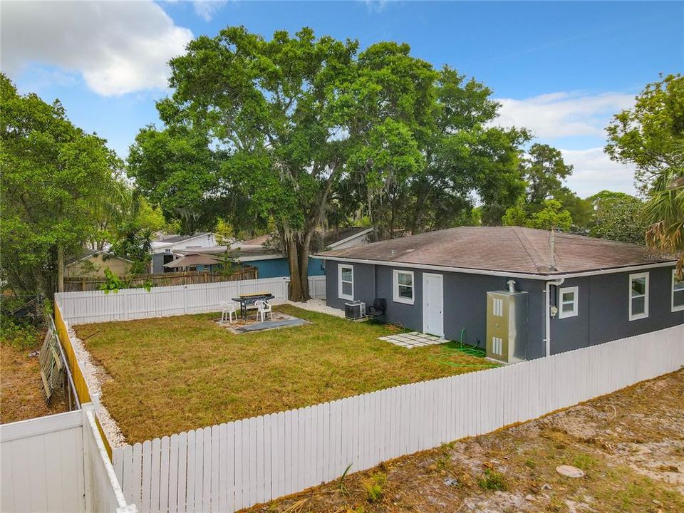 For Sale: $310,000 (3 beds, 2 baths, 1000 Square Feet)