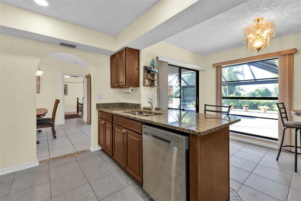 For Sale: $519,900 (4 beds, 2 baths, 2346 Square Feet)