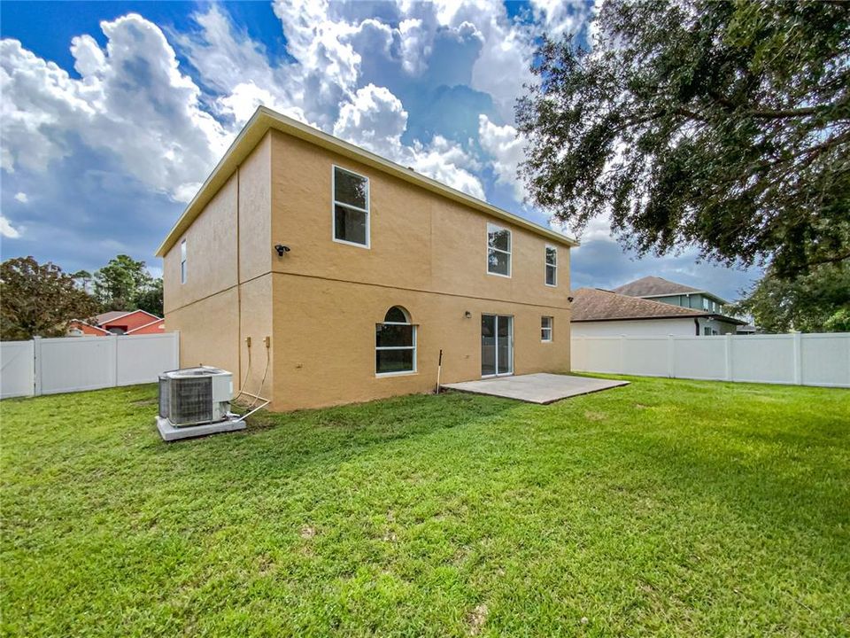 For Sale: $480,000 (4 beds, 3 baths, 3044 Square Feet)