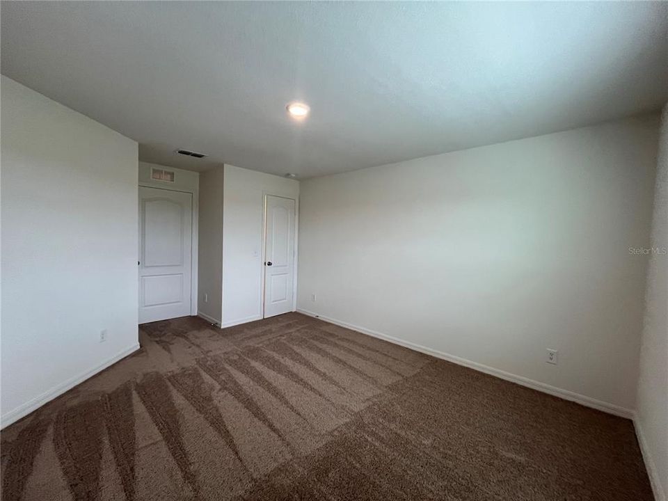 For Rent: $2,200 (3 beds, 2 baths, 1731 Square Feet)