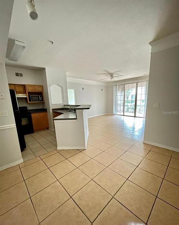 For Rent: $1,750 (2 beds, 2 baths, 1107 Square Feet)