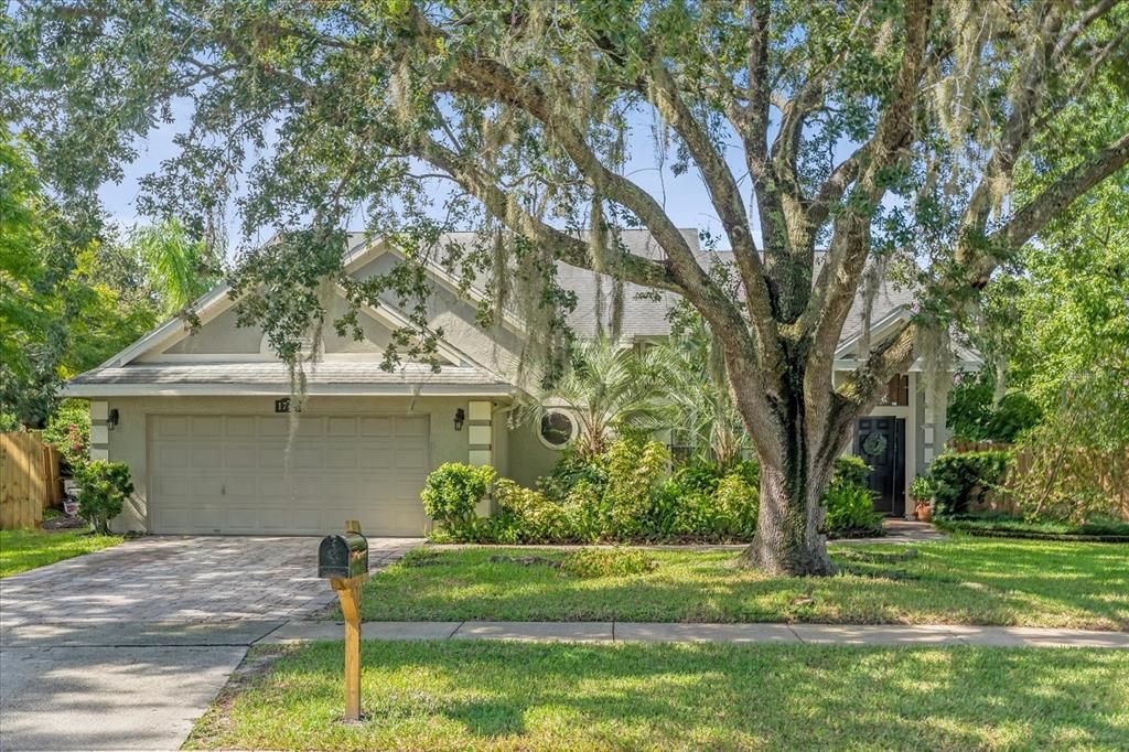 For Sale: $490,000 (3 beds, 2 baths, 2209 Square Feet)