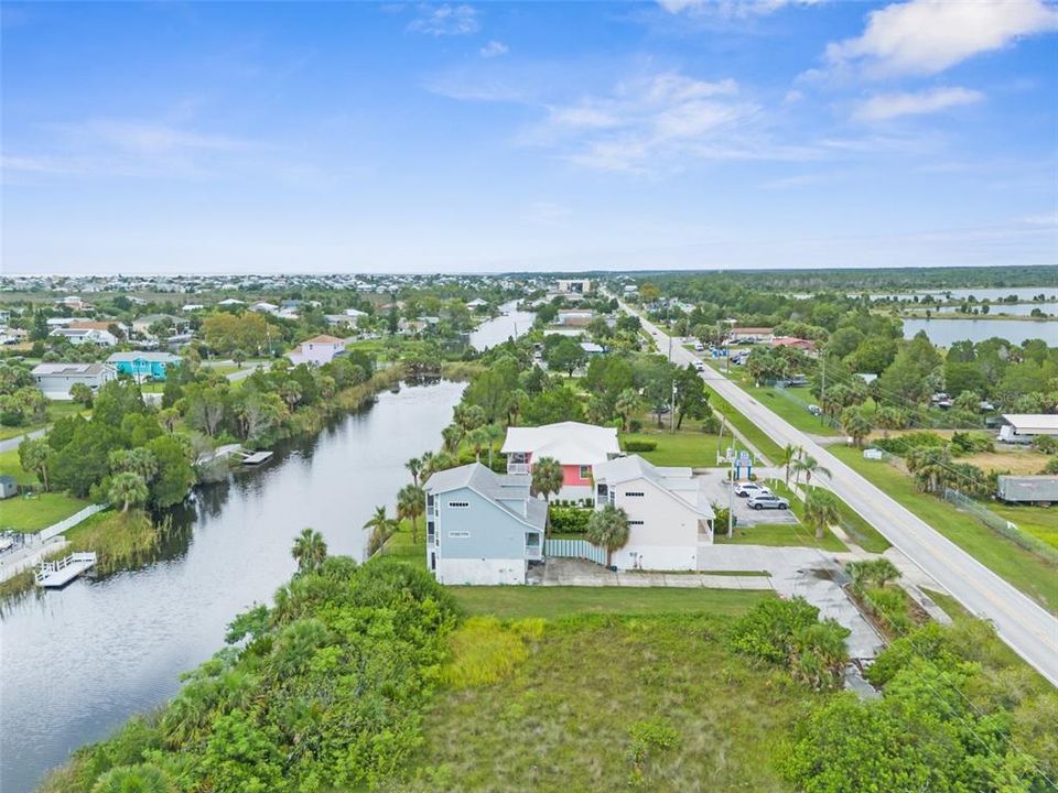 For Sale: $340,000 (3 beds, 2 baths, 1134 Square Feet)