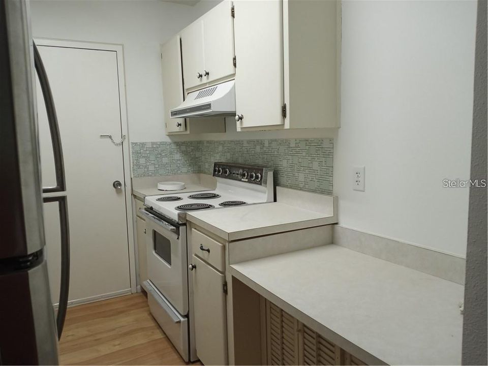 For Rent: $2,500 (1 beds, 1 baths, 820 Square Feet)