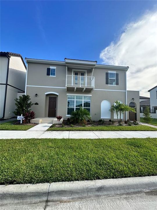 Recently Sold: $841,040 (4 beds, 4 baths, 3372 Square Feet)