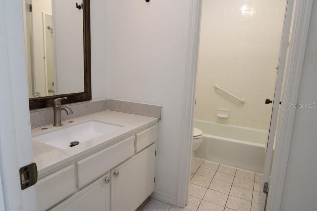 For Rent: $1,500 (2 beds, 1 baths, 1260 Square Feet)