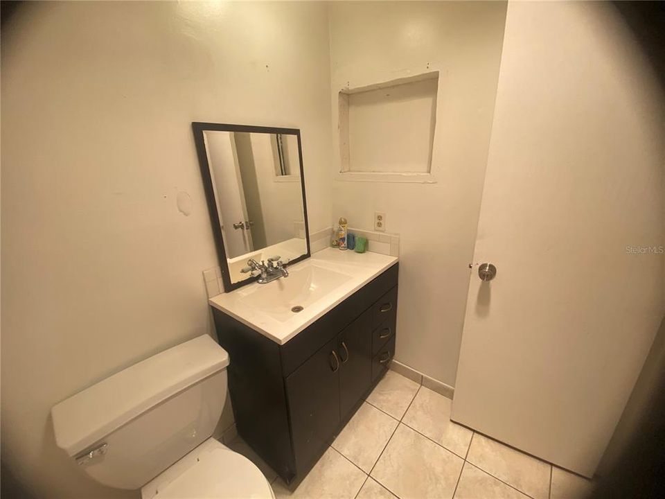 For Sale: $84,911 (1 beds, 1 baths, 636 Square Feet)