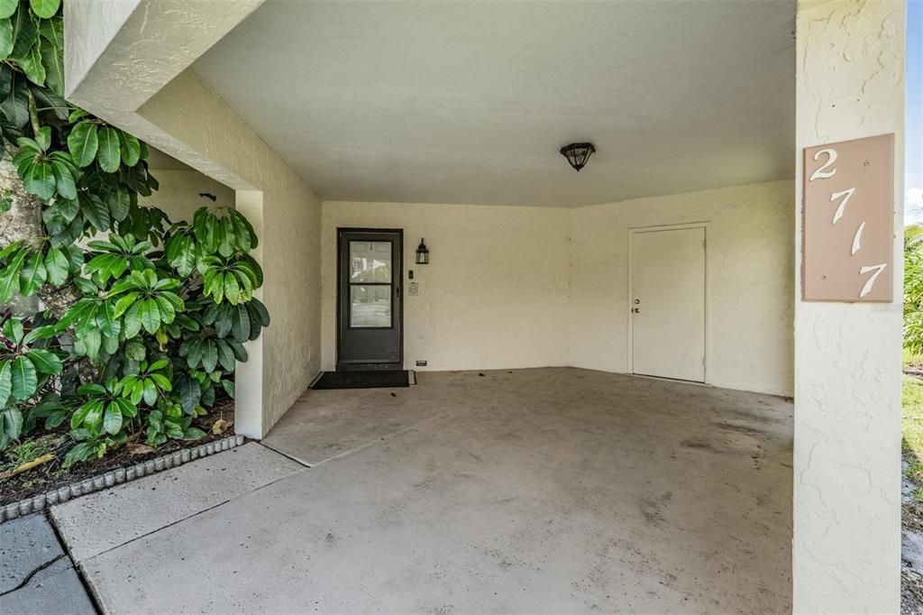 Active With Contract: $315,000 (3 beds, 2 baths, 1405 Square Feet)