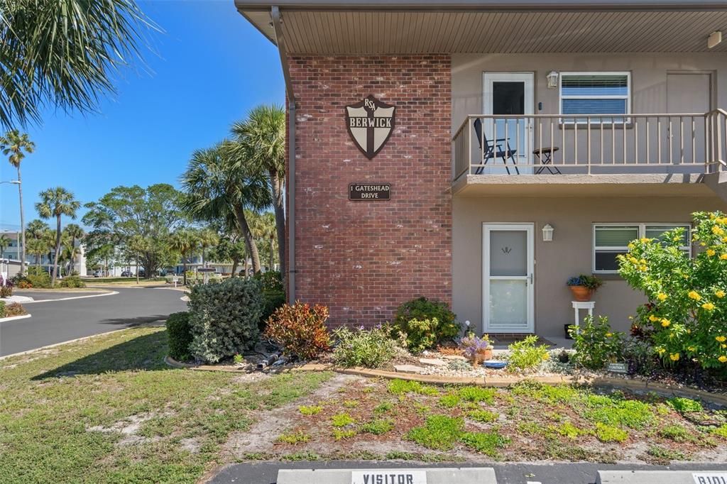 Move-in Ready! 55+ Community, 1-Bedroom, 1-Bath and Florida Room with water views