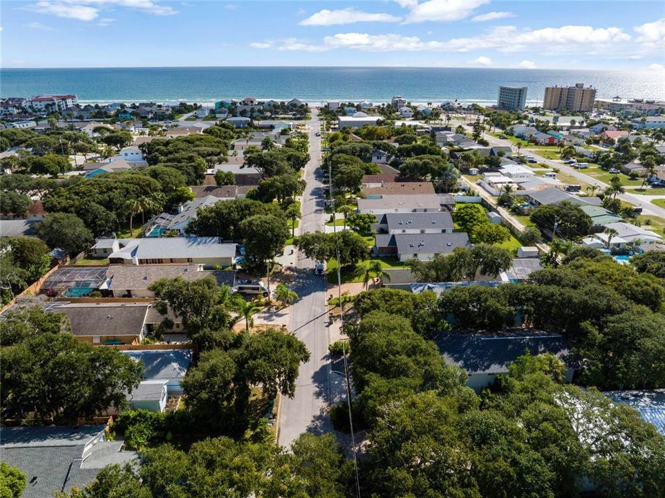 23rd Avenue Beach Access at end of street