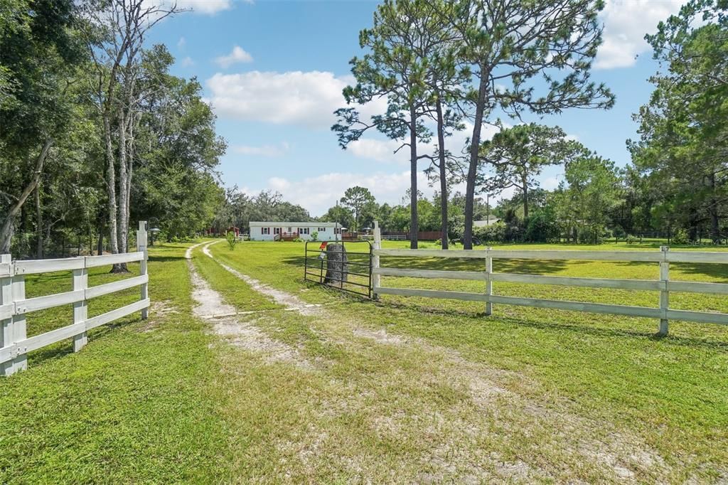 Active With Contract: $379,000 (4 beds, 2 baths, 1488 Square Feet)