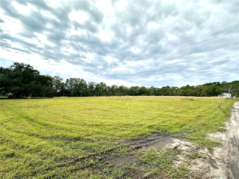 For Sale: $1,600,000 (15.31 acres)