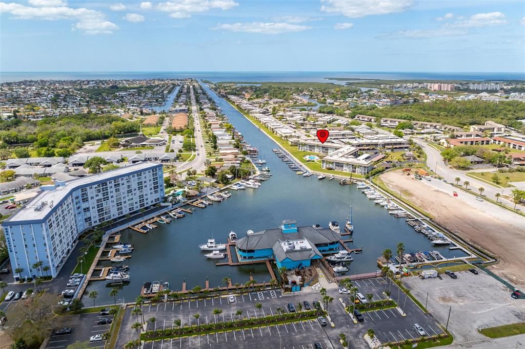 Just minutes to the open water on the main Gulf Harbors Channel.