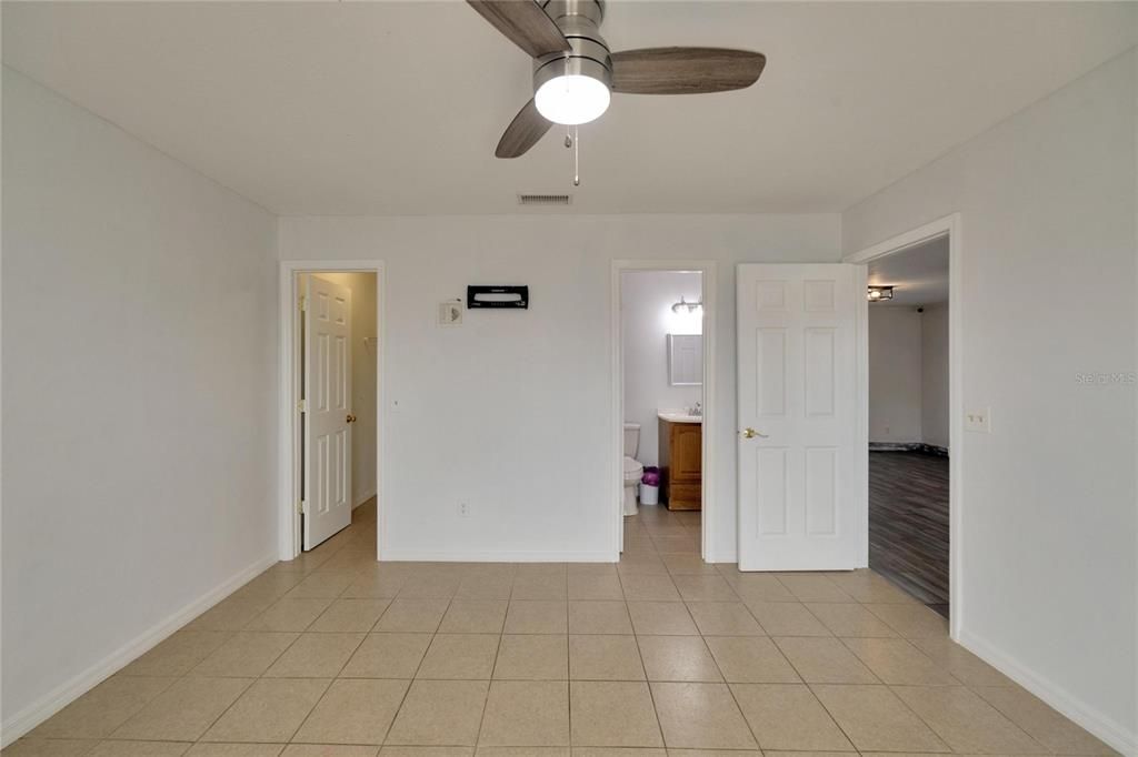 For Sale: $289,900 (3 beds, 2 baths, 1459 Square Feet)