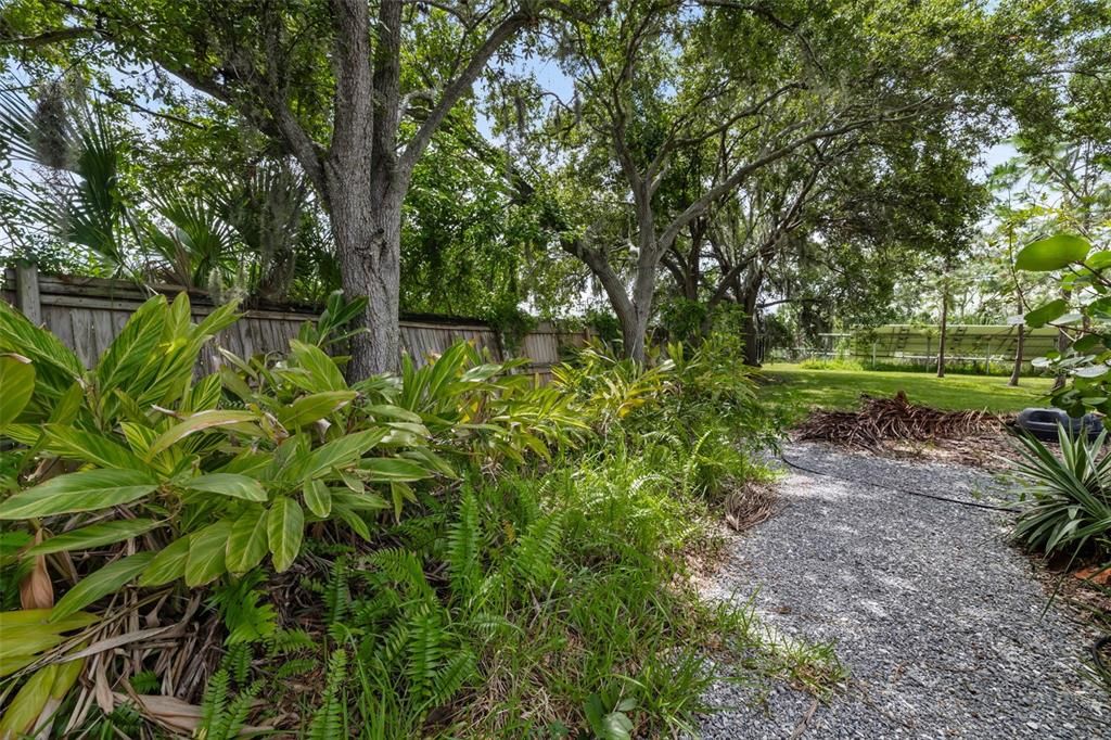 For Sale: $750,000 (4 beds, 2 baths, 2284 Square Feet)