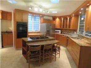 For Rent: $3,600 (3 beds, 3 baths, 1851 Square Feet)