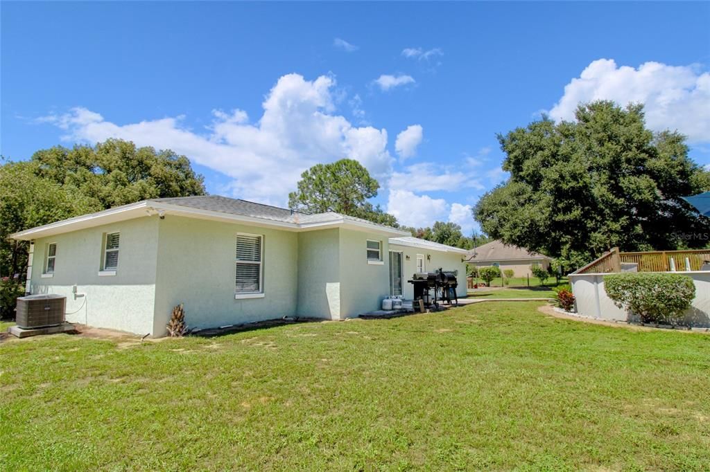 Active With Contract: $389,900 (4 beds, 2 baths, 1741 Square Feet)