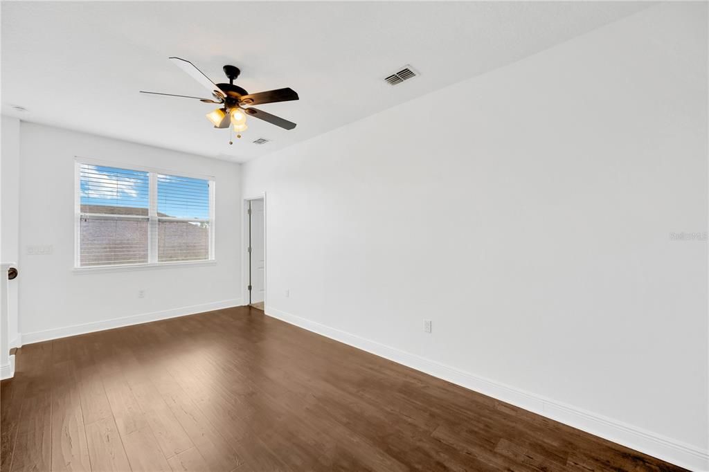 Active With Contract: $450,000 (4 beds, 3 baths, 2409 Square Feet)