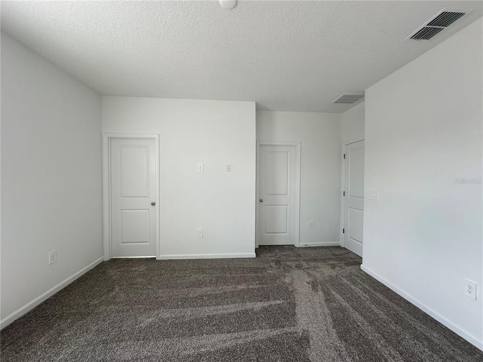 For Rent: $2,500 (3 beds, 2 baths, 1620 Square Feet)