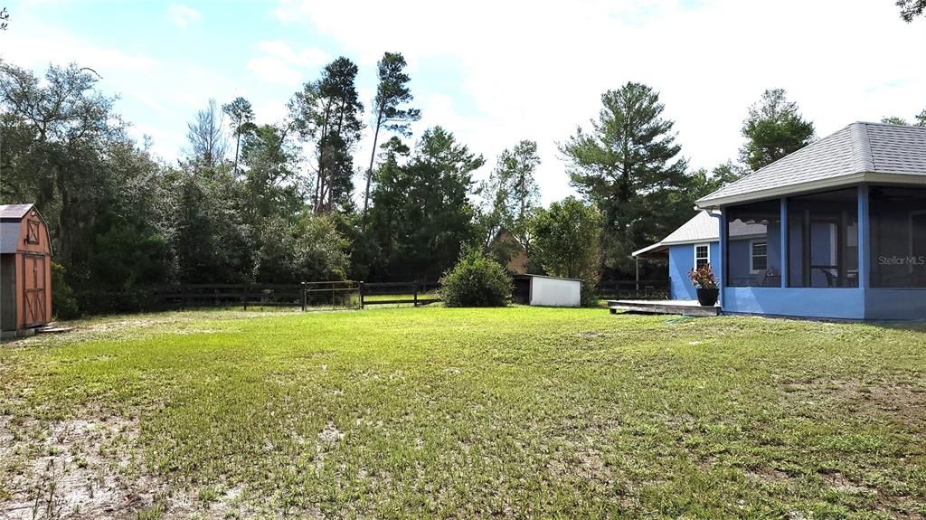 For Sale: $450,000 (3 beds, 2 baths, 1940 Square Feet)