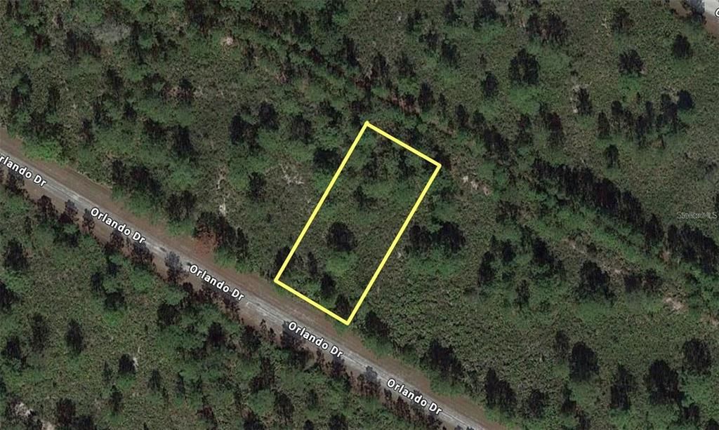 На продажу: $22,000 (0.50 acres)