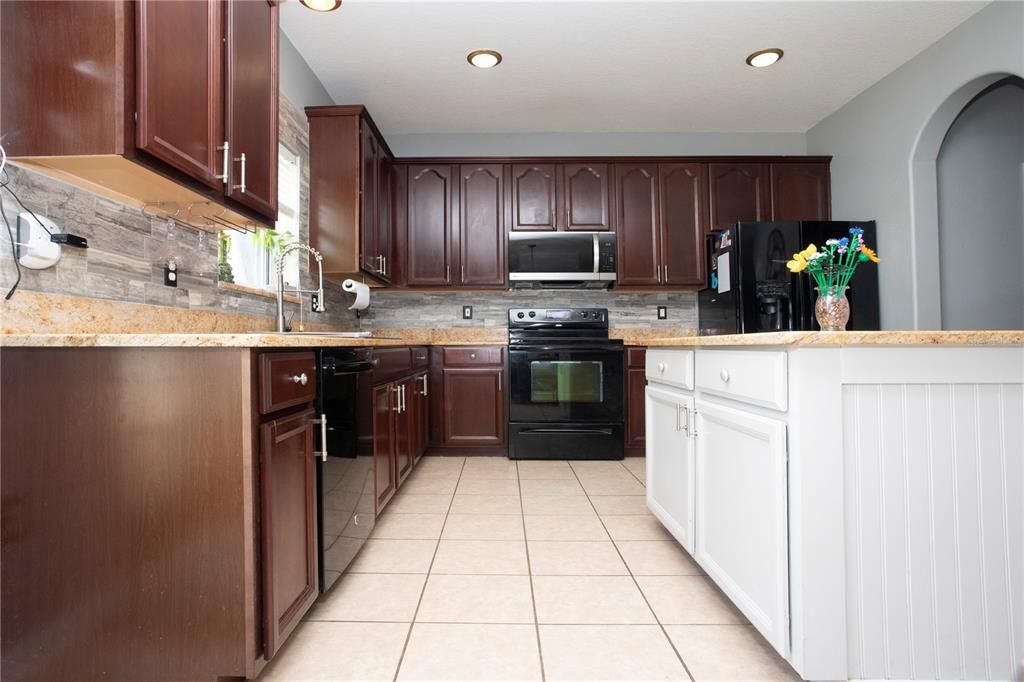 For Sale: $469,900 (4 beds, 2 baths, 2180 Square Feet)