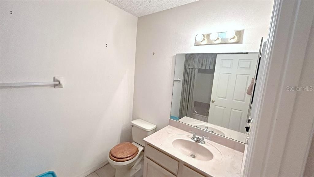 For Sale: $150,000 (2 beds, 2 baths, 1557 Square Feet)