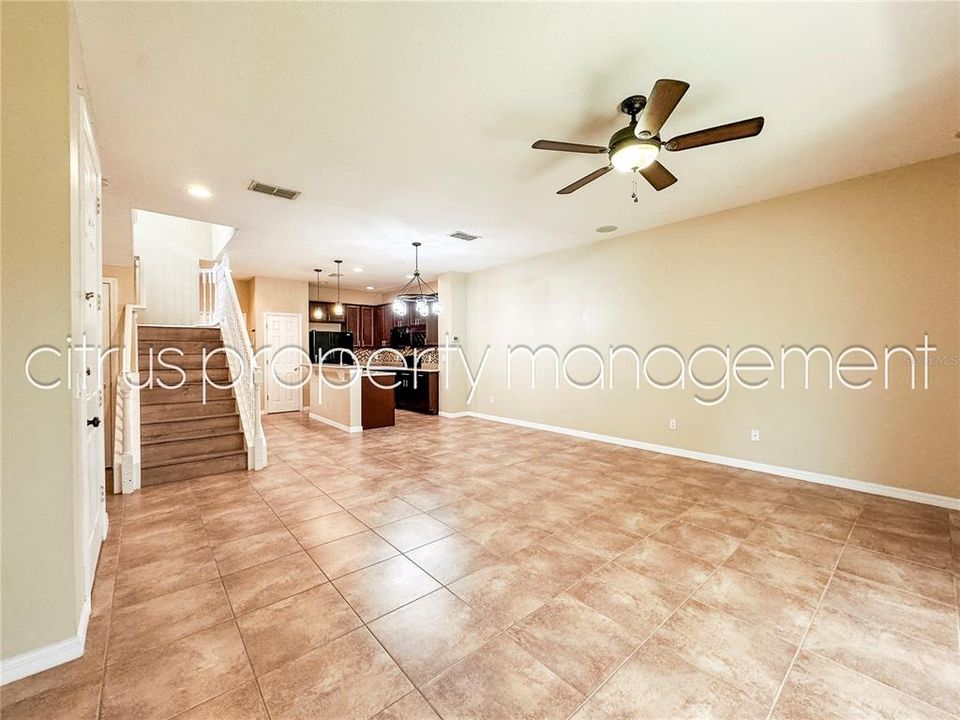 For Rent: $2,395 (3 beds, 2 baths, 1656 Square Feet)