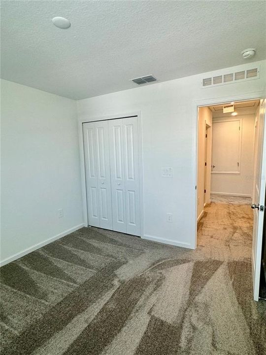 For Rent: $2,150 (4 beds, 2 baths, 1879 Square Feet)