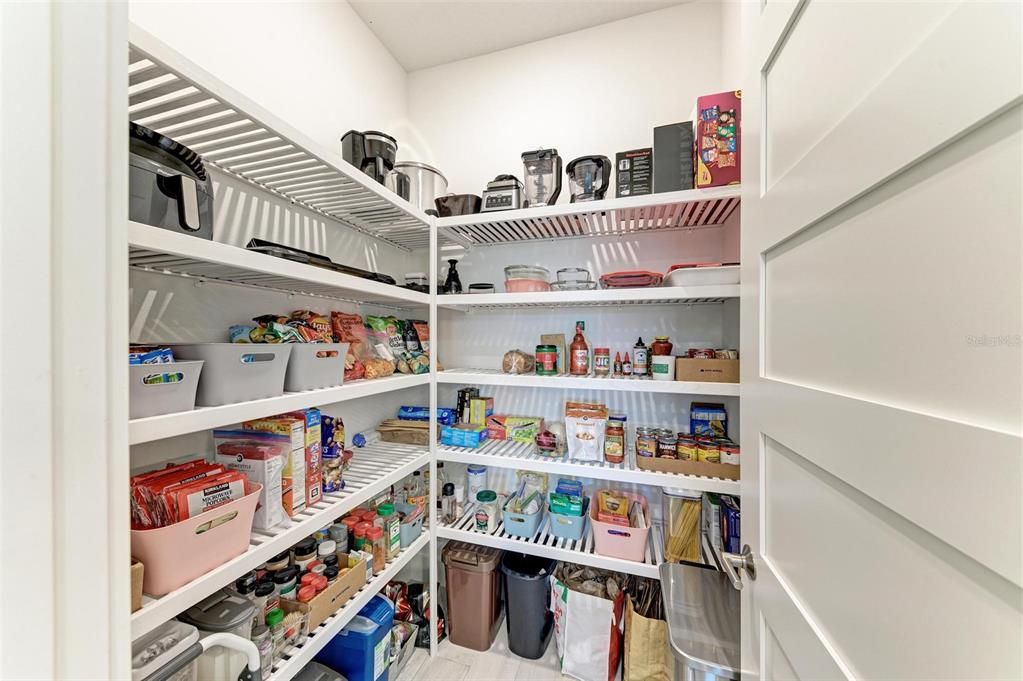 Kitchen walk-in pantry