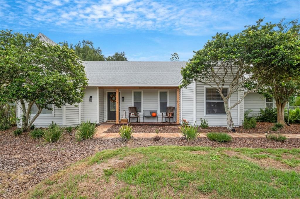 For Sale: $435,000 (3 beds, 2 baths, 1860 Square Feet)