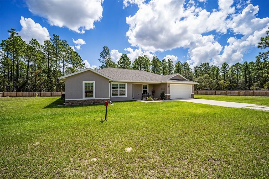 For Sale: $387,000 (3 beds, 2 baths, 1760 Square Feet)