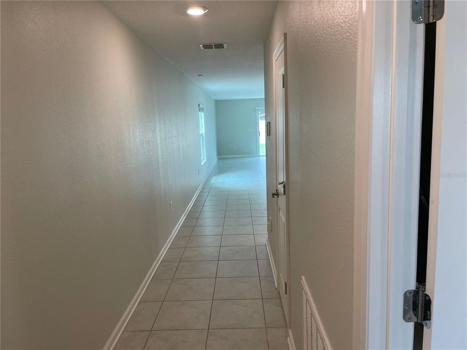 For Rent: $2,300 (3 beds, 2 baths, 1432 Square Feet)