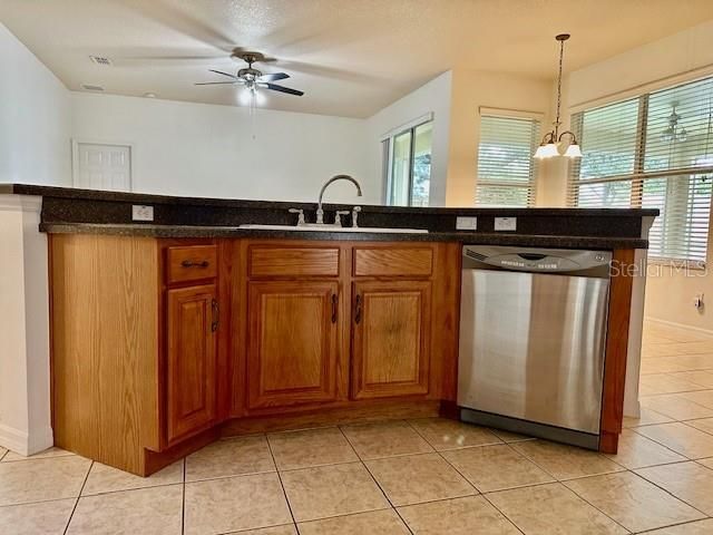 For Rent: $2,600 (4 beds, 3 baths, 2444 Square Feet)