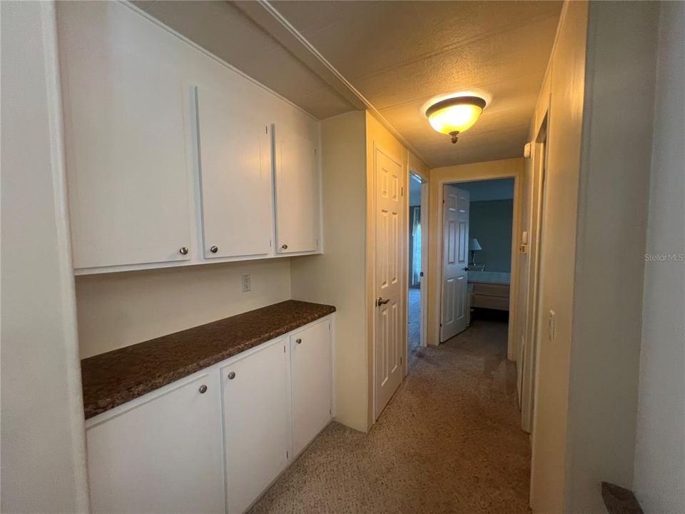 For Sale: $165,000 (2 beds, 2 baths, 1144 Square Feet)