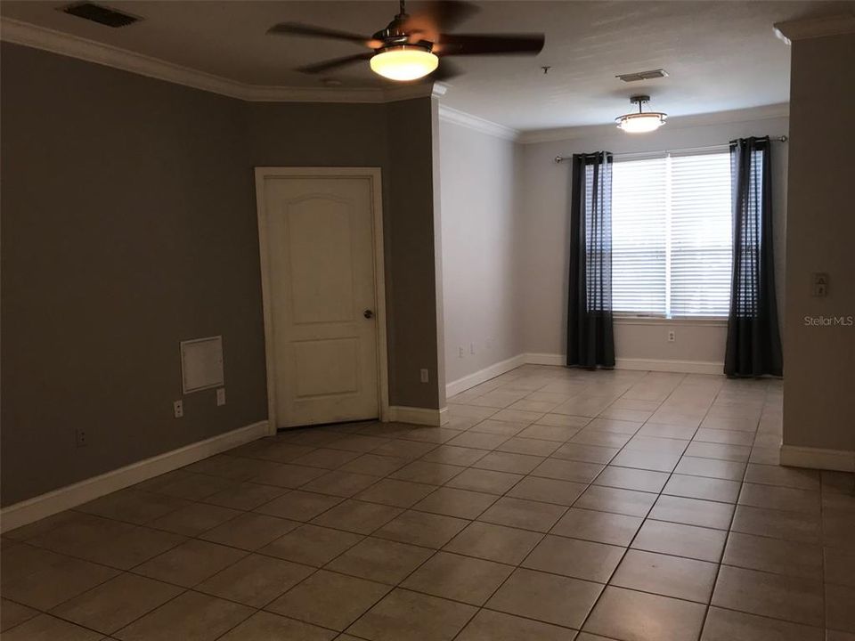 For Sale: $229,000 (2 beds, 2 baths, 1141 Square Feet)