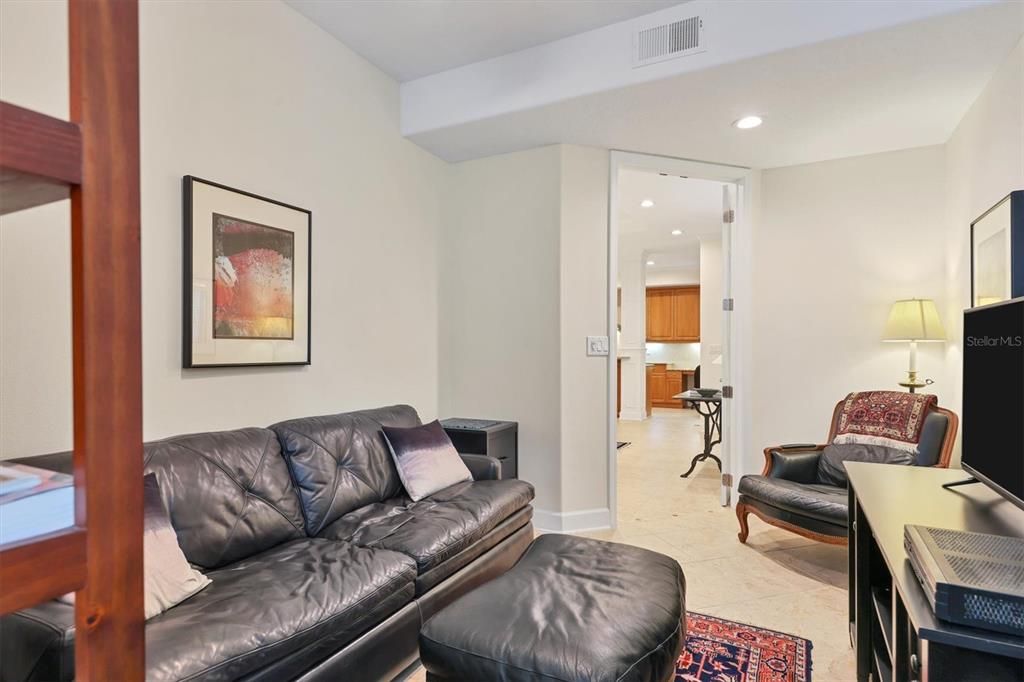 For Sale: $430,000 (2 beds, 2 baths, 1623 Square Feet)