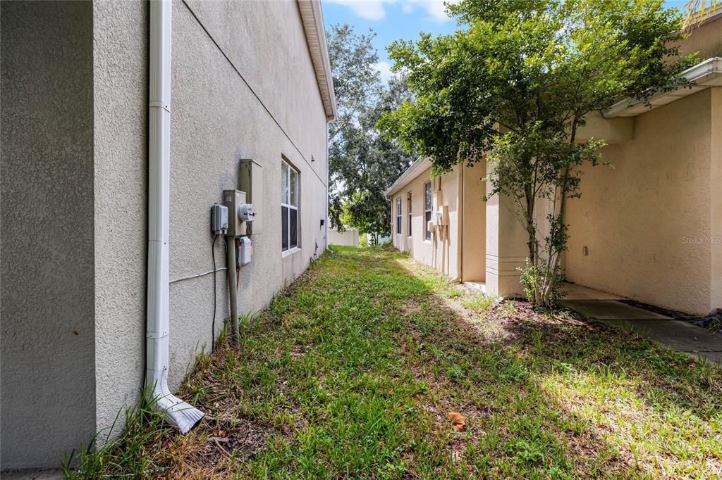 For Sale: $420,000 (4 beds, 2 baths, 2547 Square Feet)