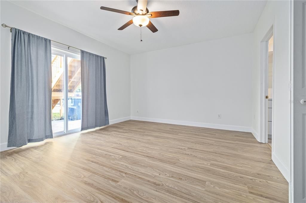 Active With Contract: $2,750 (3 beds, 2 baths, 2920 Square Feet)